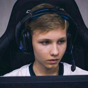 杨瀚森下半场防守端和篮板球卡位意识都有提升 期待更好表现！