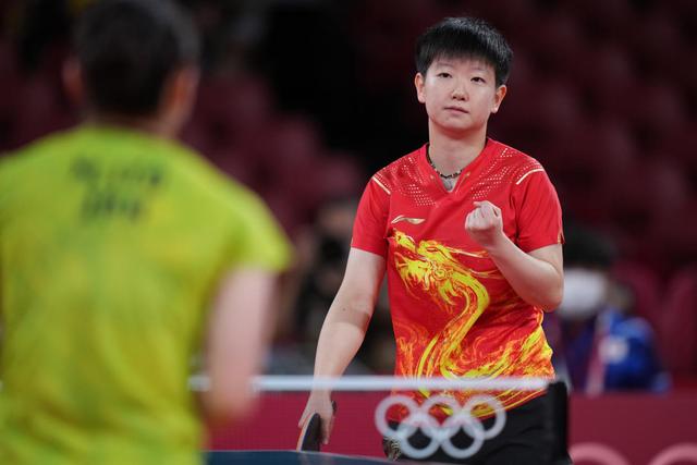 意媒：莱奥缺席米兰合练无缘出战萨索洛，弗法纳有望本轮复出