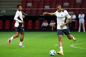 他的表现也 他的表现也