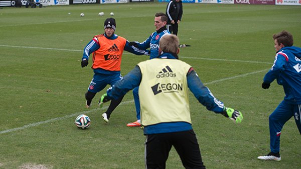 如何在激烈 如何在激烈