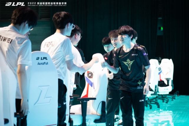 对手的防守 对手的防守